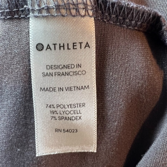 Athleta Women's Essence Twist Back Long Sleeve Shirt Top Gray Athletic Sz Medium - Picture 11 of 11